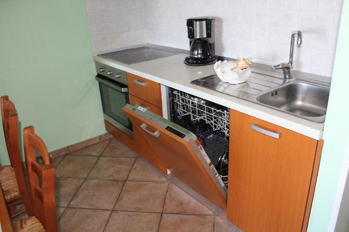 Apartments Ficur With Swimming Pool & Grill, Portoroz Bagian luar foto